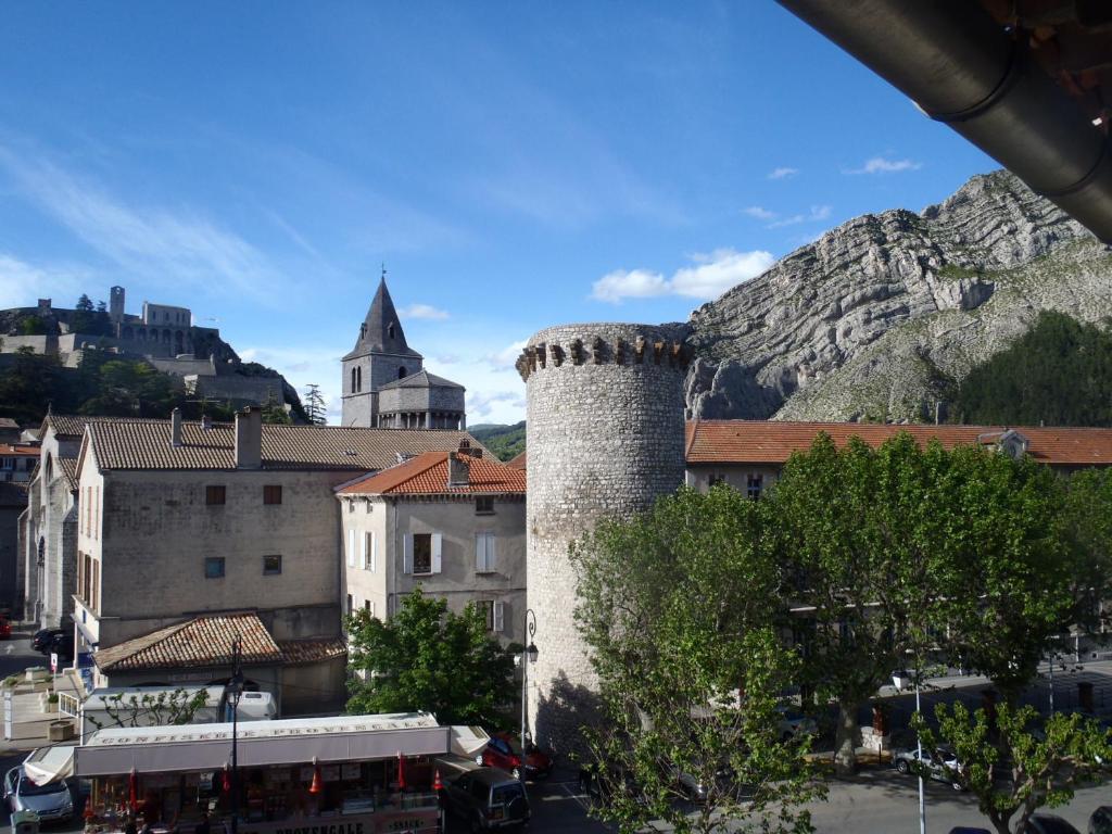 Grand Hotel Du Cours Sisteron Værelse billede